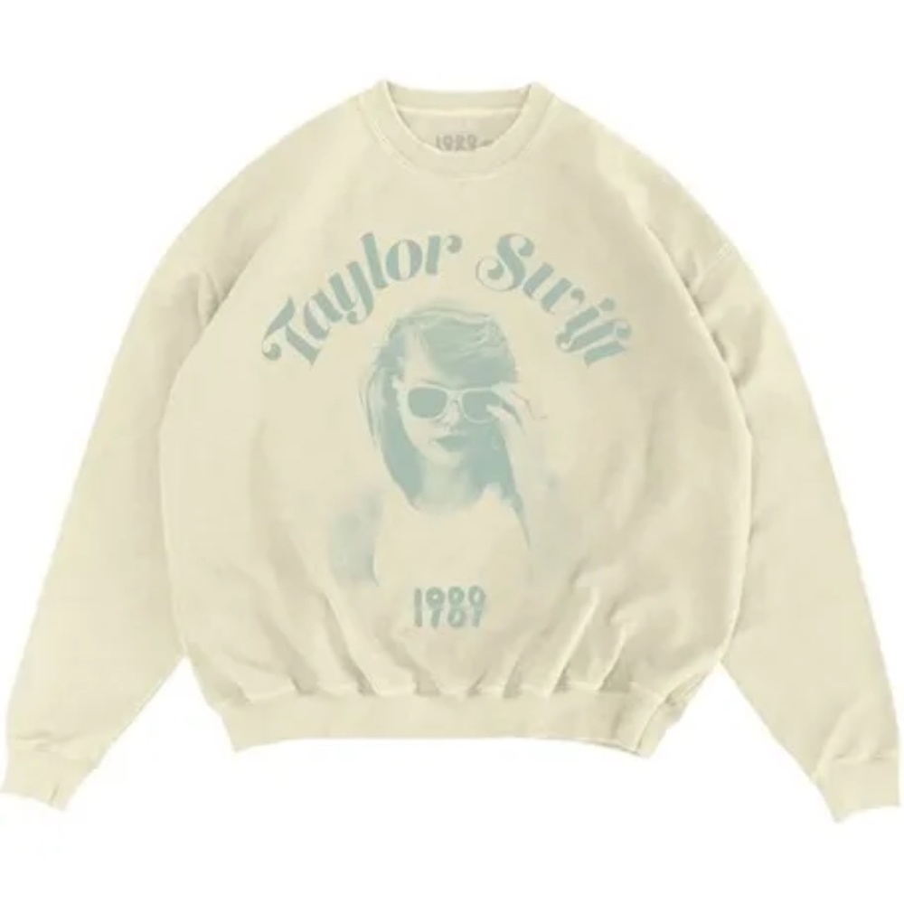 Taylor Swift From the Vault1989 Crewneck NWOT Medium